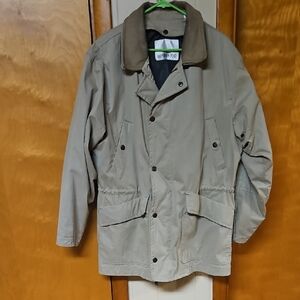 Vintage London Fog Tan Field Jacket with Brown Collar And Button In Lining
